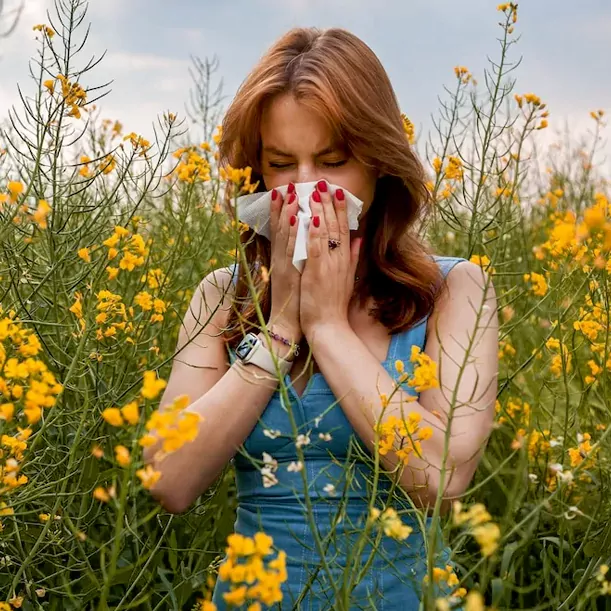 Doctor diagnose allergy